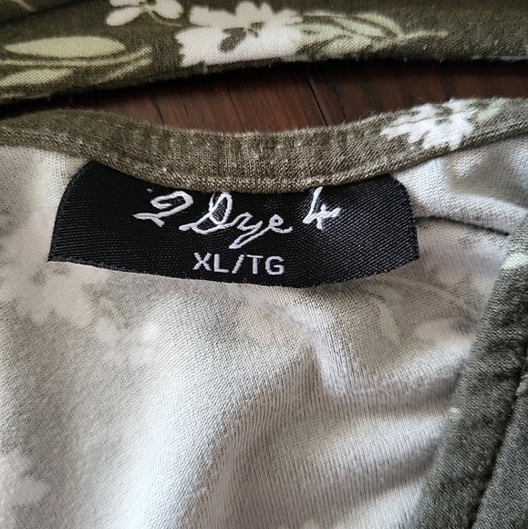 2 Dye 4 Women's Dress Size XL White Floral On Green Open Back - Picture 6 of 11